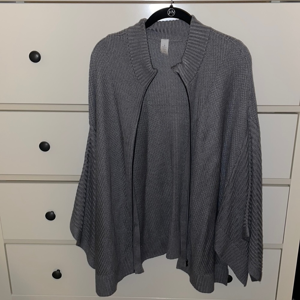 lululemon Softer Still Wrap